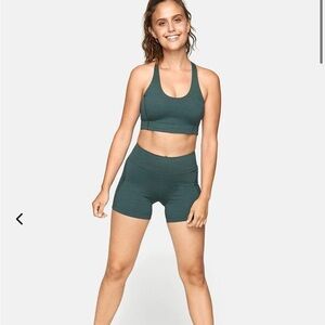 Doing Things Bra: outdoor voices